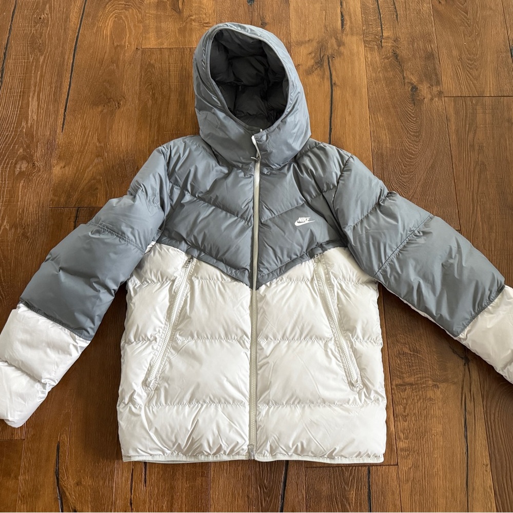 Men’s Gray and Creamy White Nike Puffer Jacket Storm Fit